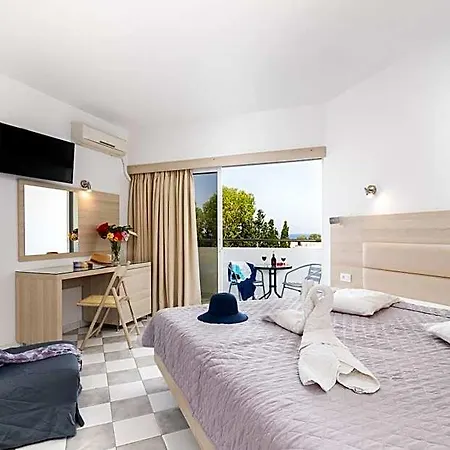 Sabina Hotel 3*